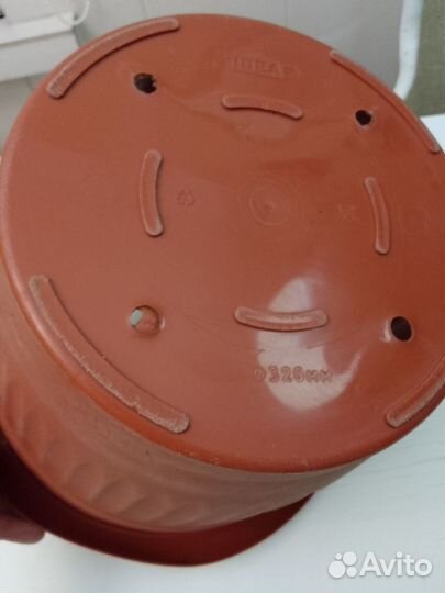 Горшок пласт большой без поддона