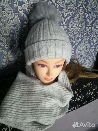 Шапка с шарфом