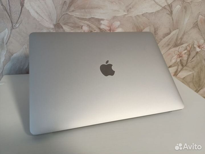 Apple MacBook Pro 13 2017 8/128