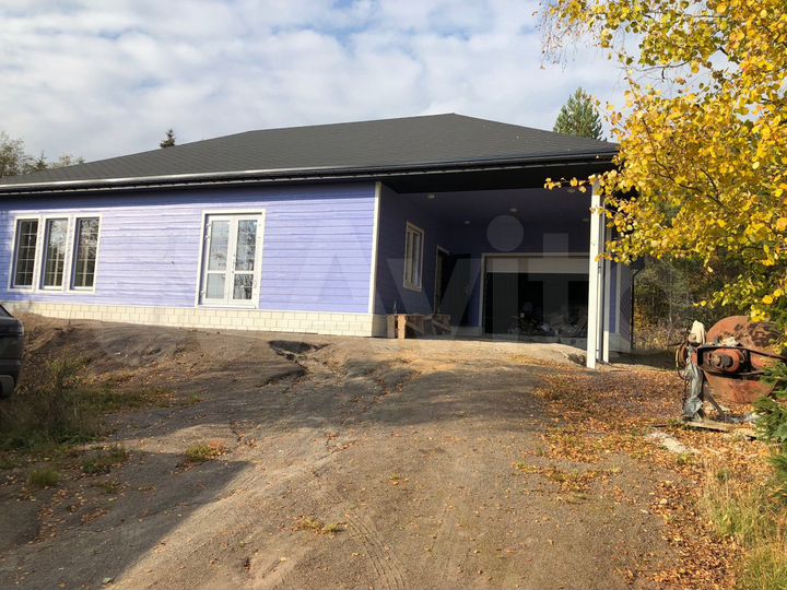 Дом 200 м² на участке 15 сот.