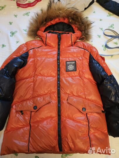 Зимняя куртка пуховик 140