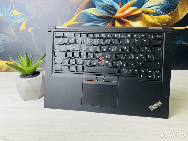 Lenovo ThinkPad Yoga 370 i5 7th