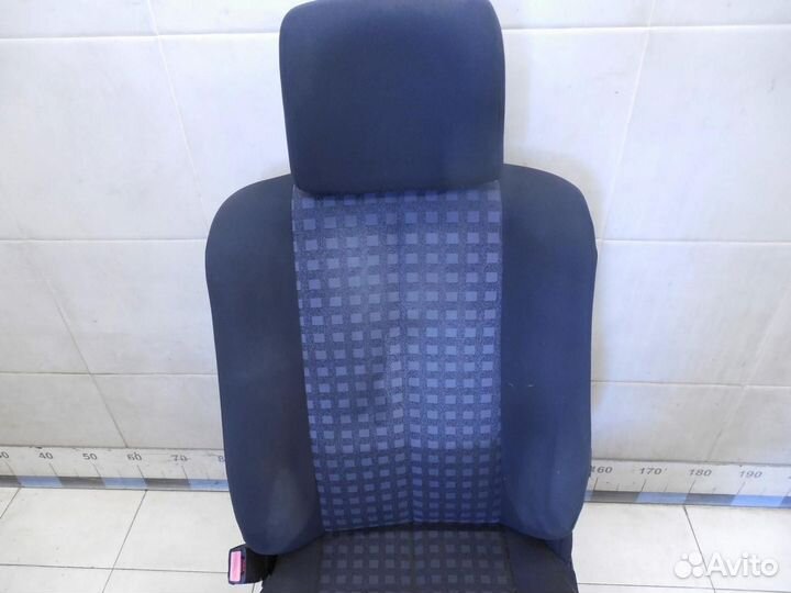 Сиденье переднее левое Megane II 2002-2009