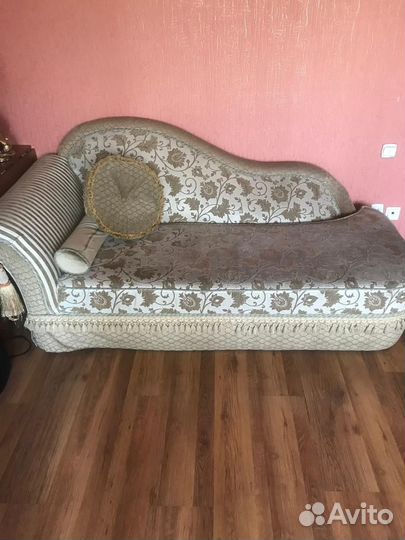 Диван тахта софа бу