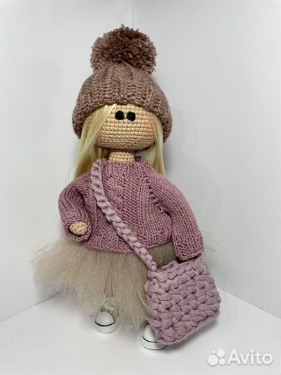Вязаная интерьерная кукла тильда ручной работы