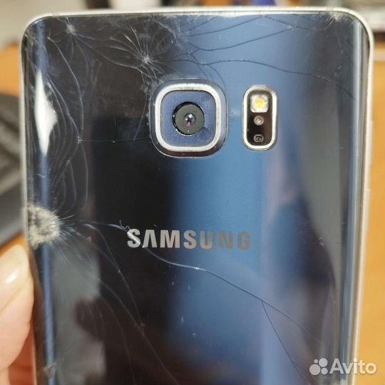 Телефон Samsung galaxy note 5