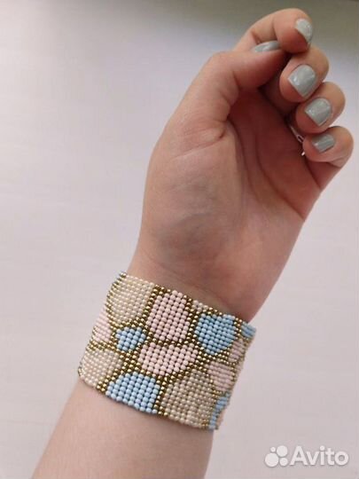 Браслет из бисера широкий