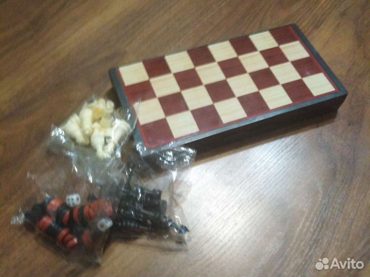 Шахматы нарды шашки 3 в 1