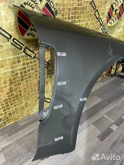 Крыло переднее правое Porsche Panamera 971 16-23