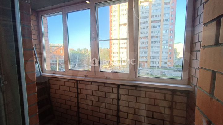 2-к. квартира, 59 м², 3/17 эт.