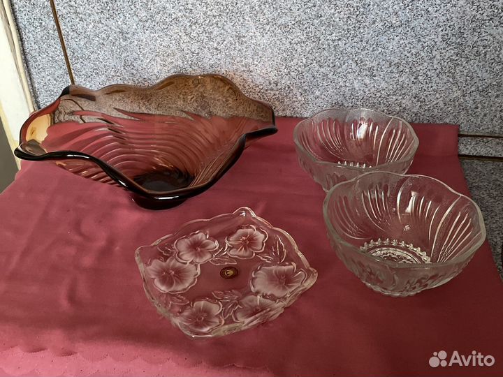 Ваза для фруктов, салатники