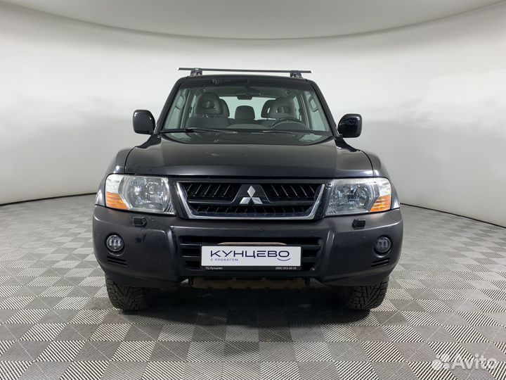 Mitsubishi Pajero 3.2 AT, 2004, 293 216 км