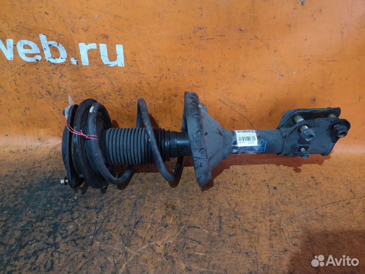 Стойка амортизатора на Subaru Legacy Wagon BP5 EJ2