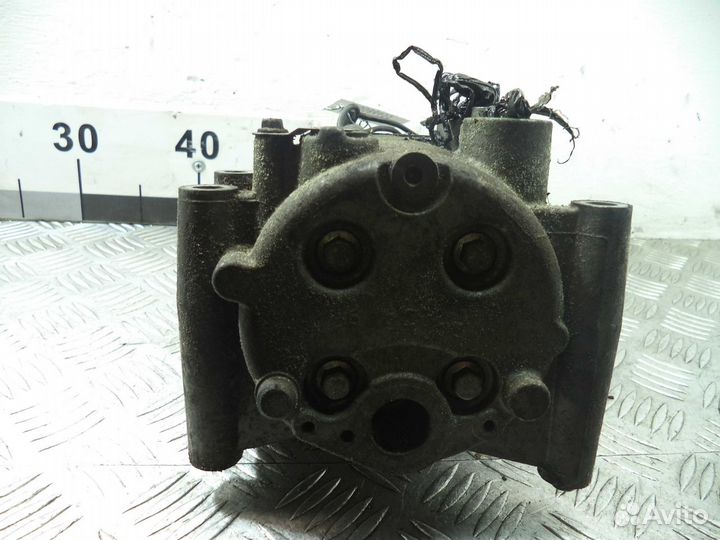 Компрессор кондиционера Jaguar S-type X200