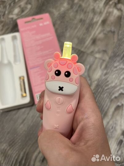 Звуковая зубная щетка revyline