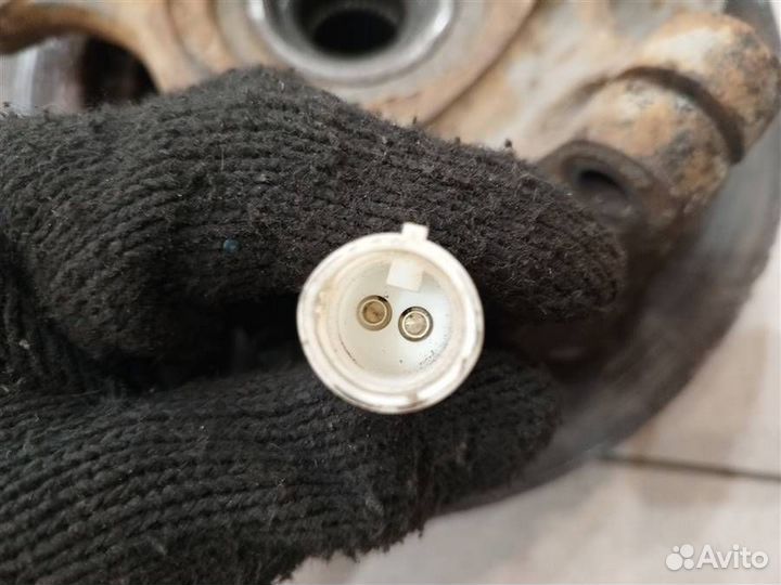 Кулак поворотный передний правый Chevrolet Lacett