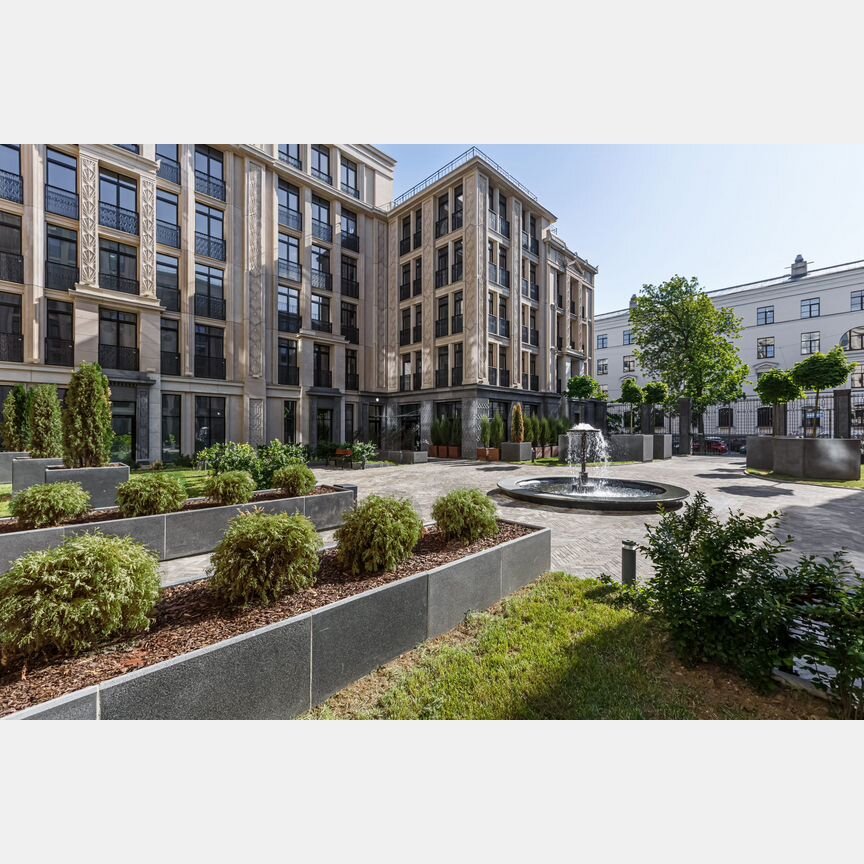 2-к. квартира, 89,8 м², 1/7 эт.