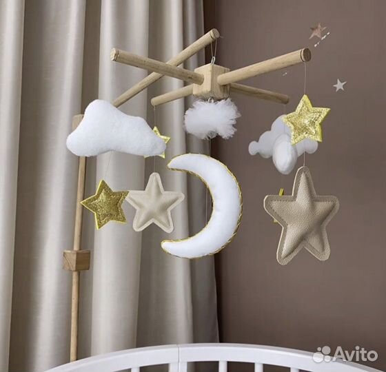 Подушки в кроватку, кокон, мобиль