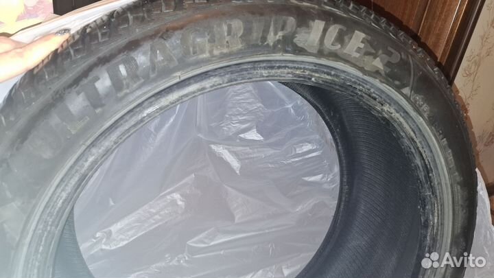 Goodyear UltraGrip Ice 2 235/45 R18 98T