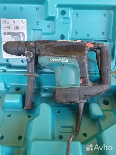 Перфоратор makita HR 4001C