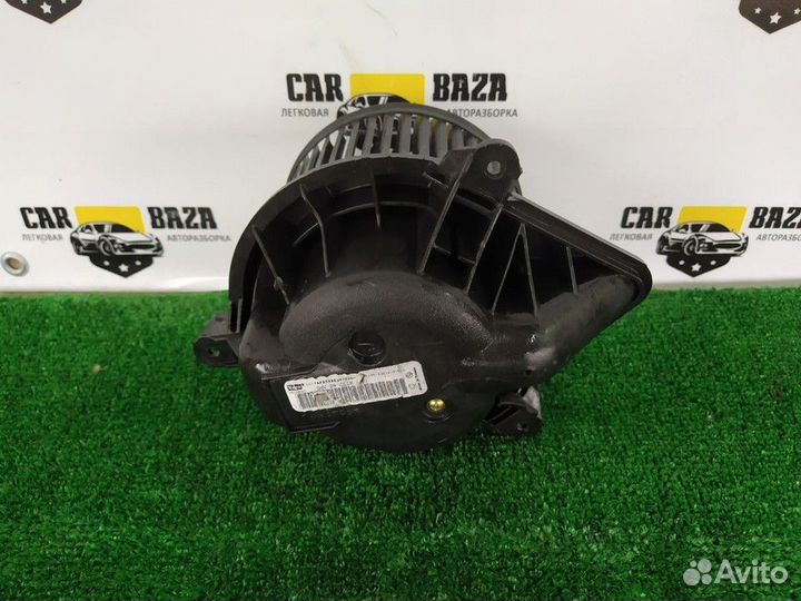 Моторчик отопителя (печки) Peugeot 607