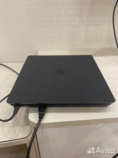 Sony playstation 4 slim 1tb 3 геймпада