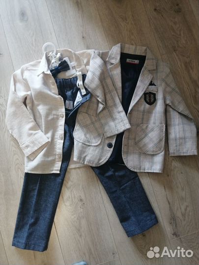 Костюм тройка с бабочкой 110-116р