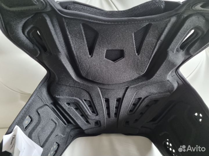 Новый эндуро панцирь Leatt Chest Protector 4.5 Bla
