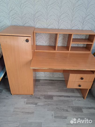 Письменный стол парта с креслом