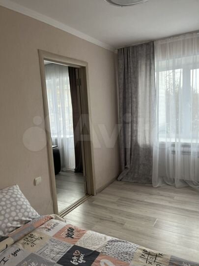 2-к. квартира, 45 м², 4/4 эт.