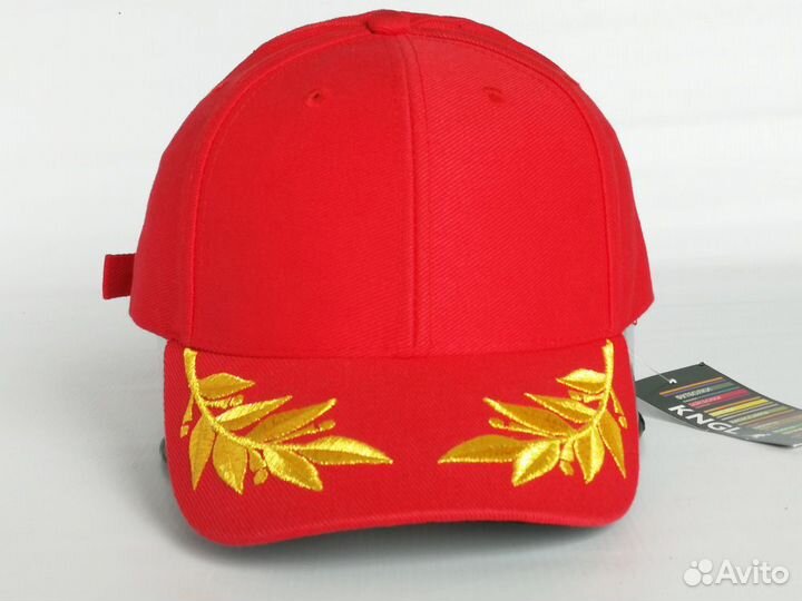 Классическая бейсболка, красная