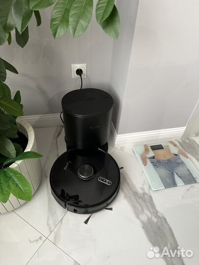 Робот пылесос kyvol