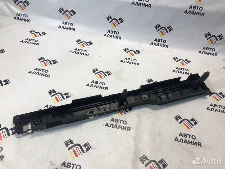 Накладка багажника задняя левая Bmw X5 E70 N55B30