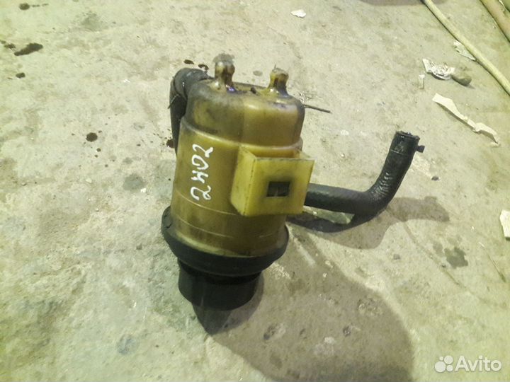 Бачок гура - Hyundai Sonata EF