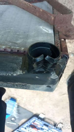 Радиатор охлаждения + вентилятор на газель бизнес