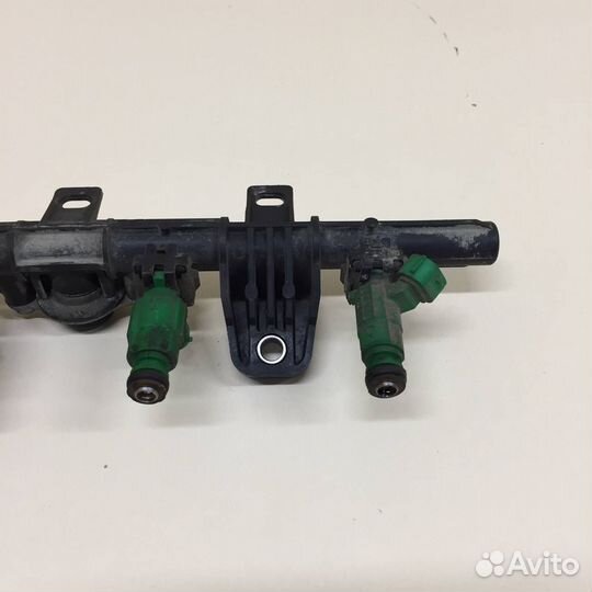 Рейка топливная рампа Kia Rio 2 JB 2005-2011