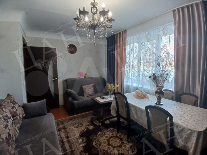 2-к. квартира, 60 м², 1/4 эт.