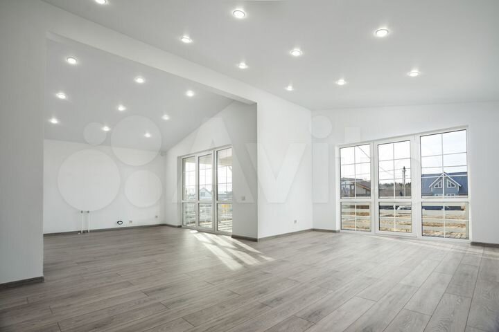 Коттедж 159 м² на участке 8,5 сот.