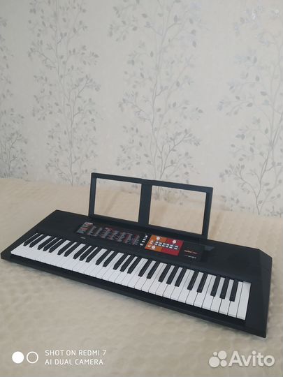 Синтезатор Yamaha PSR-F51