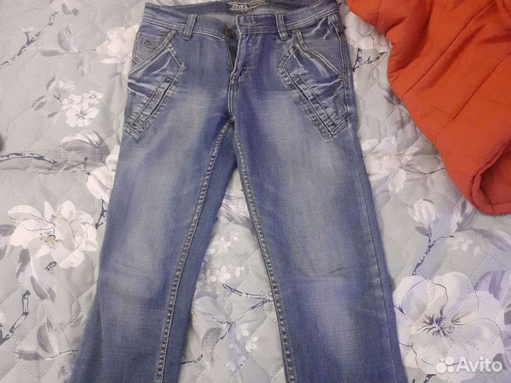Джинсы