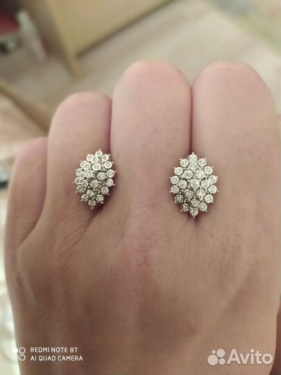 Золотые серьги с бриллиантами