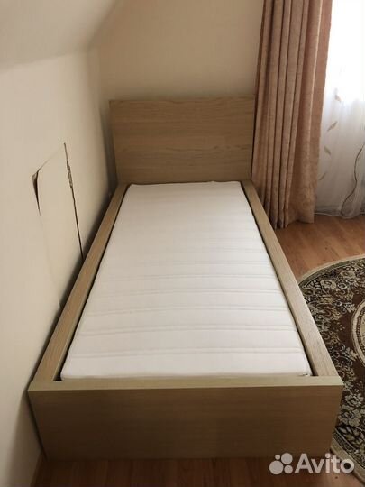 Кровать IKEA 90*200 с матрасом