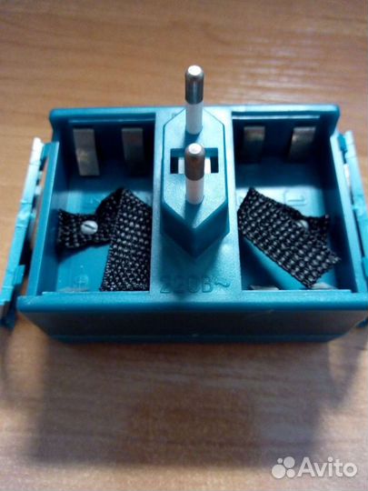 Зарядное устройство для аккум.AA,AAA