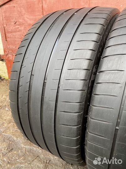 Michelin Pilot Sport 4 275/35 R19