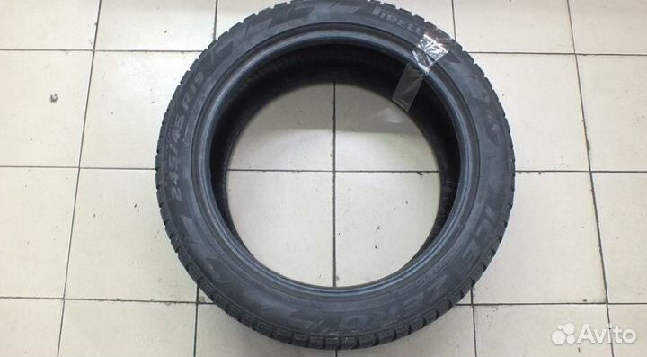 Pirelli Ice Zero 245/45 R19 98T