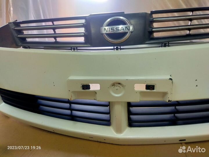 Бампер Nissan Wingroad, передний Y11 с решеткой