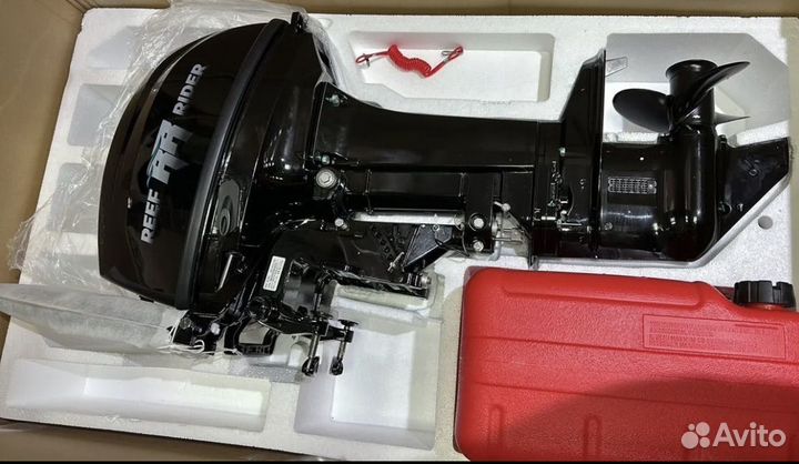Лодочный мотор Reef Rider 9.9 на Верхней