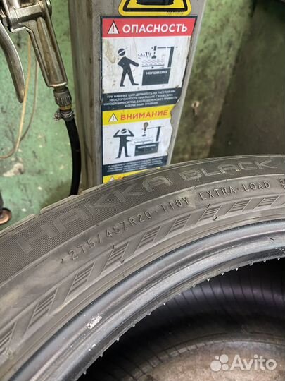 Nokian Tyres Hakka Black SUV 275/45 R20