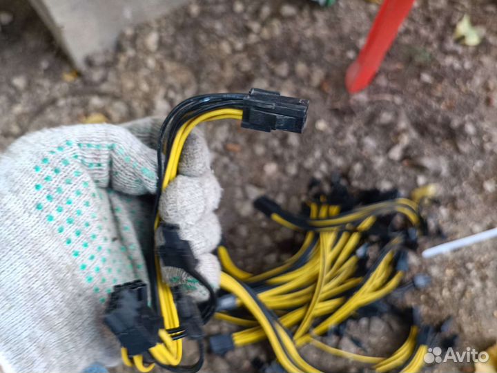 Переходник для видеокарты 6 pin на 8 пин