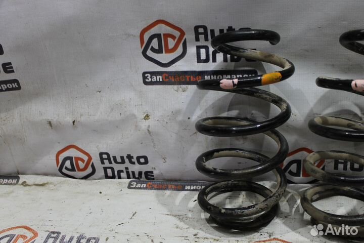 LADA Largus 1.6 16клап Пружина задняя